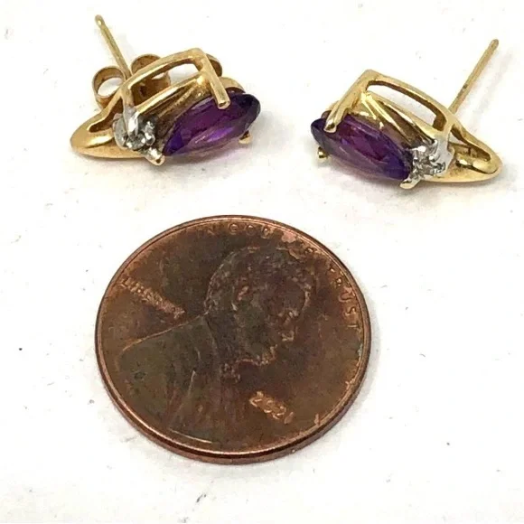 Beautiful 14K Yellow Gold Vintage Amethyst & Diamond Earrings - Picture 10 of 13